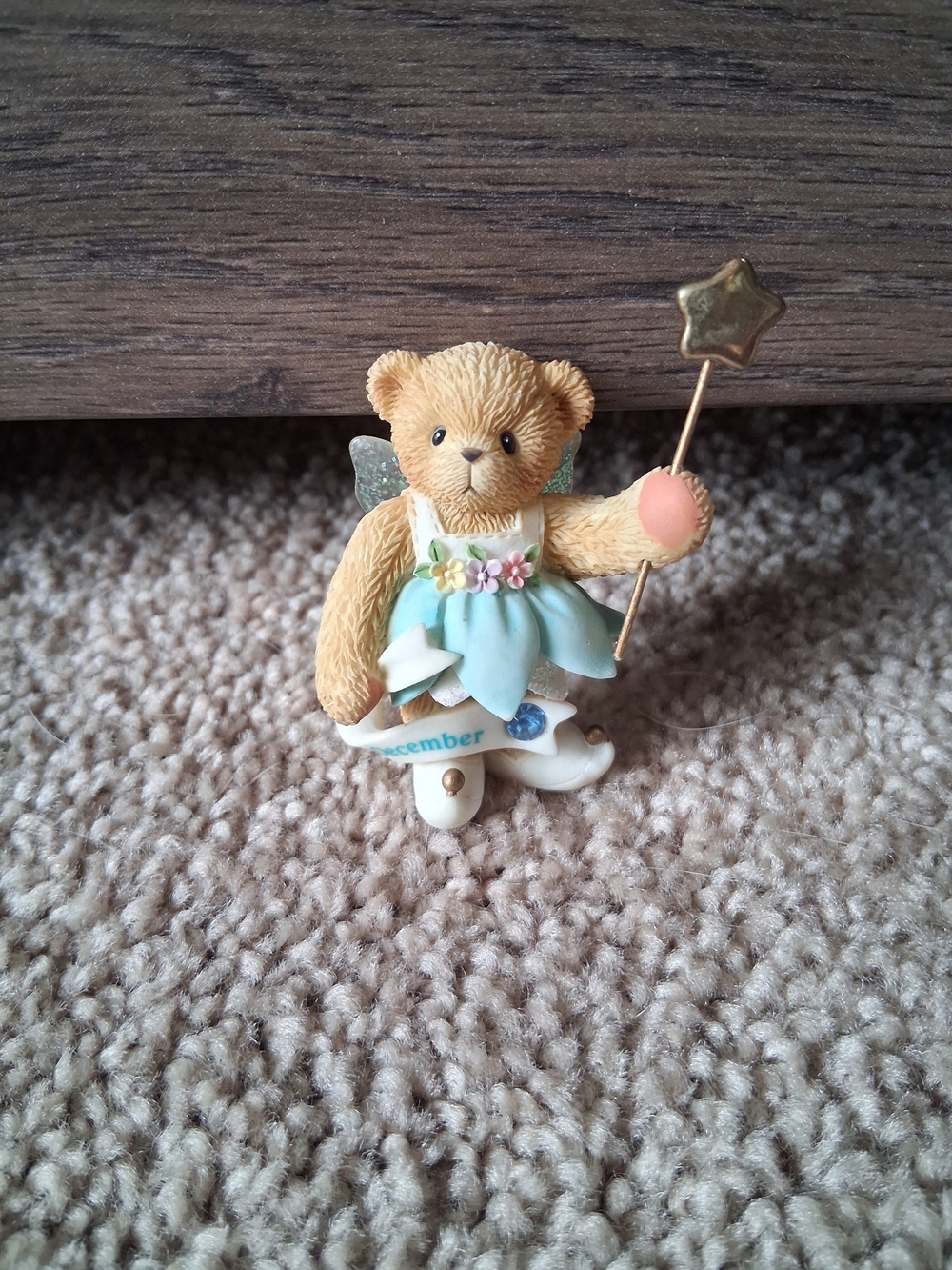 2002 Cherished Teddies Little Twinkies December 2" Figurine 105398